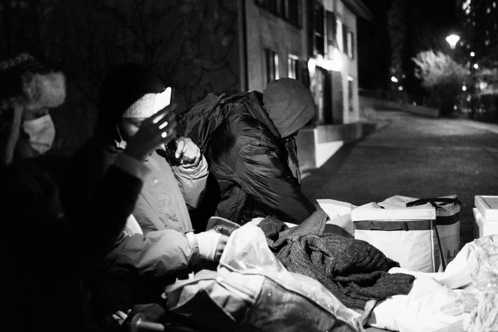 La Caravane Sans Frontières, Hébergement d'urgence, sans-abri, sleep-in, solidarité, photographie Aurélien Fontanet
